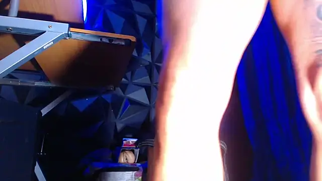 عرض كام MONSTER_COCK_