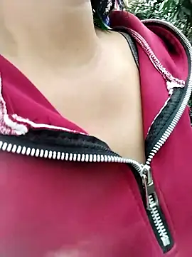 Pokazy przed kamerką – linda_bae00