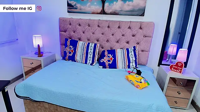 Emma_monserrat: онлайн-секс-чат