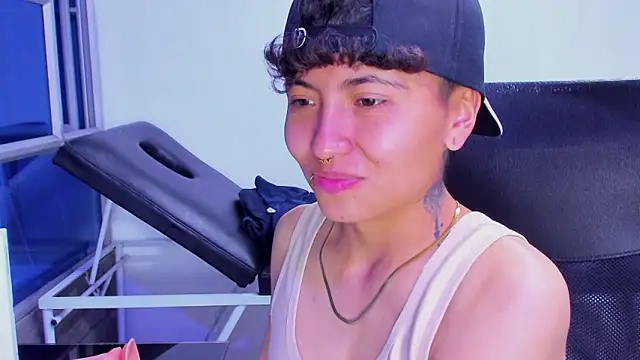 Im_Mathias: онлайн-секс-чат