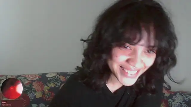 _curiouskitten_'s Live XXX Chat