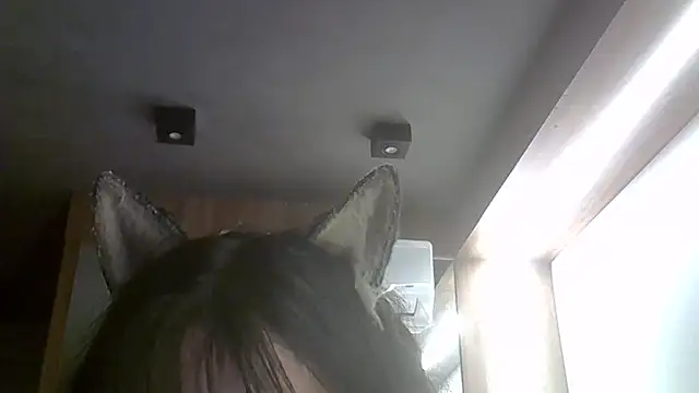 Chat +18 de SkinnyKitten ao vivo