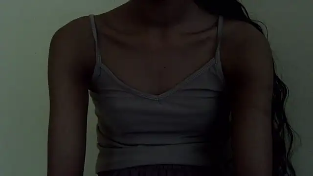 Anu_tiny élő XXX-chatje