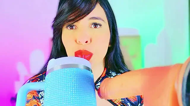 CharlootteEvansのライブXXXチャット