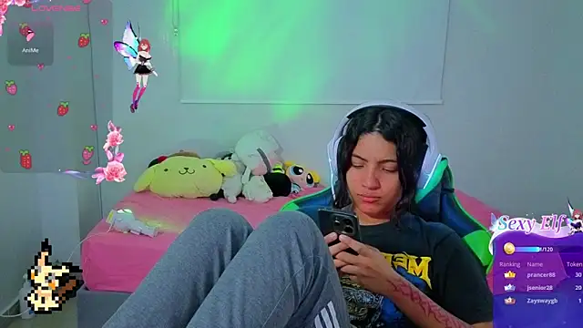 Lovelyamyy élő XXX-chatje