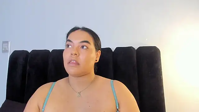 Amaranoir- Show in webcam