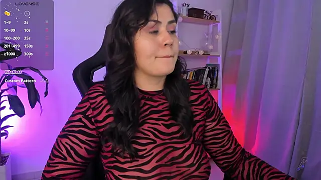 Chatroom XXX en direct de karlie02_