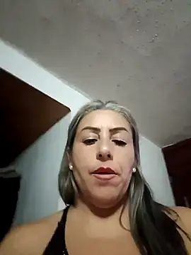 maynor_1998's Webcam Show