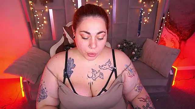 Kittywakee: онлайн-секс-чат