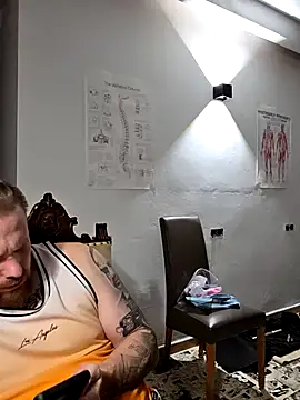 kylie_blck Adlı Modelin Canlı XXX Sohbeti