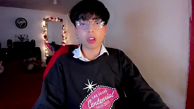 Chat +18 de AnggelONfiree ao vivo