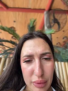 AleksandraRich's Live XXX Chat