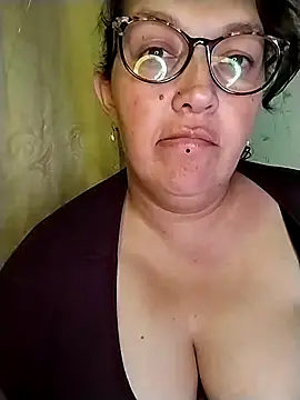 -Saraqueen Chat XXX in diretta