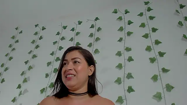 Chatroom XXX en direct de Miaa_Garcia