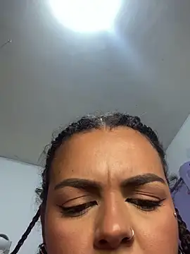 Piettrafer Adlı Modelin Canlı XXX Sohbeti