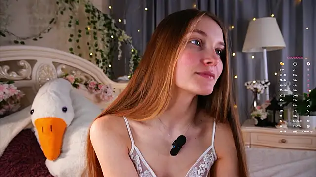 MonaEldon's Live XXX Chat