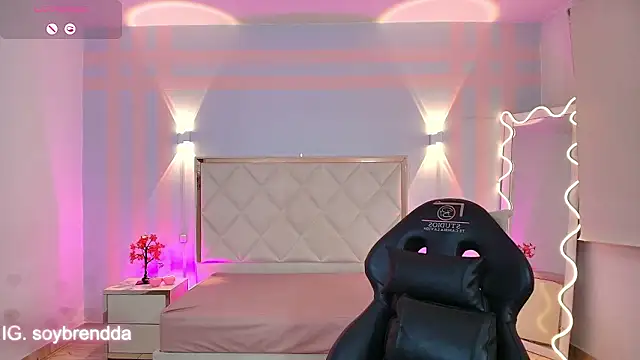 Chatroom XXX en direct de Brendda_tay