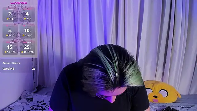 Lilith_Zenith_ Adlı Modelin Canlı XXX Sohbeti