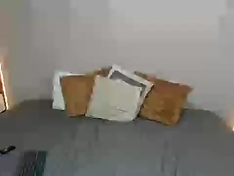 AnnieCLS Adlı Modelin Canlı XXX Sohbeti