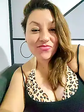 Chatroom XXX en direct de sakotodika