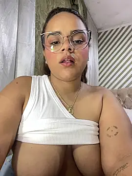 Živý XXX chat Evabigass