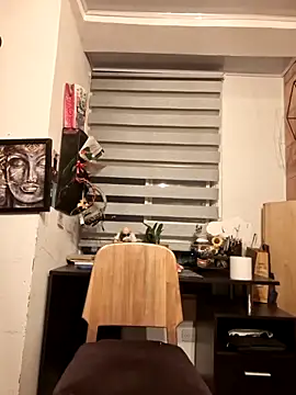 Magenta_Moon: онлайн-секс-чат