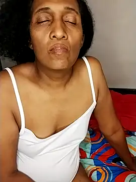 Aishamara Adlı Modelin Web Kamerası Şovu