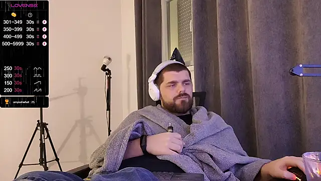 Онлайн чат XXX KingMarti