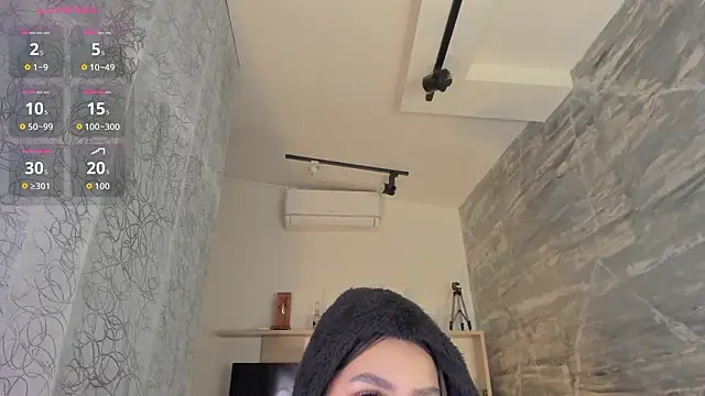 LunaBaker-1 Live XXX Chat