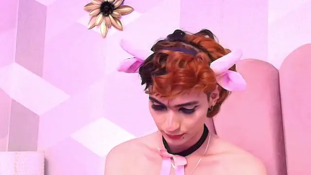 KylieMonnett élő XXX-chatje