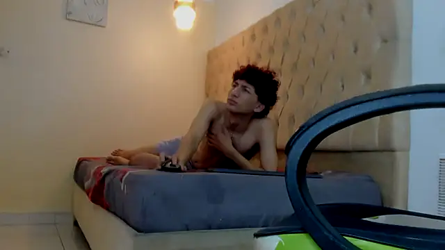 Darkknightx01 élő XXX-chatje