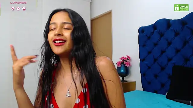 Lili666_ live XXX chat