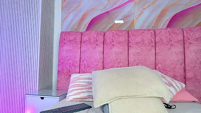 emmacurvy 라이브 XXX 채팅