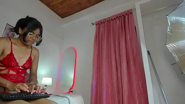 luna_velveth Webcam Show