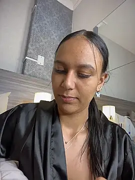 MiilaBlake élő XXX-chatje