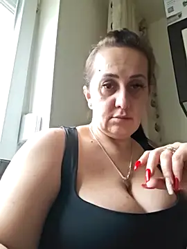 AvaDivaMilf Pertunjukan Webcam