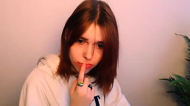 GuessMe___'s Live XXX Chat