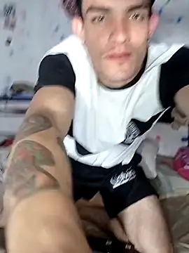 Chat XXX en directo de themaykiin18