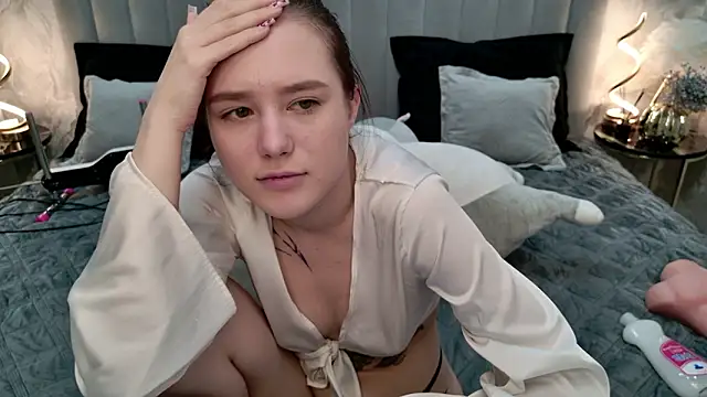 CarolineTenders Adlı Modelin Canlı XXX Sohbeti