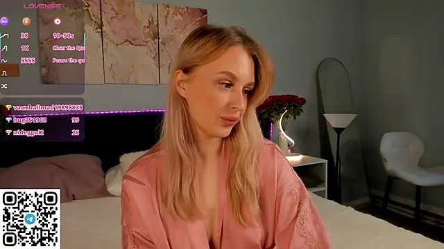 KiraRuiz Adlı Modelin Canlı XXX Sohbeti