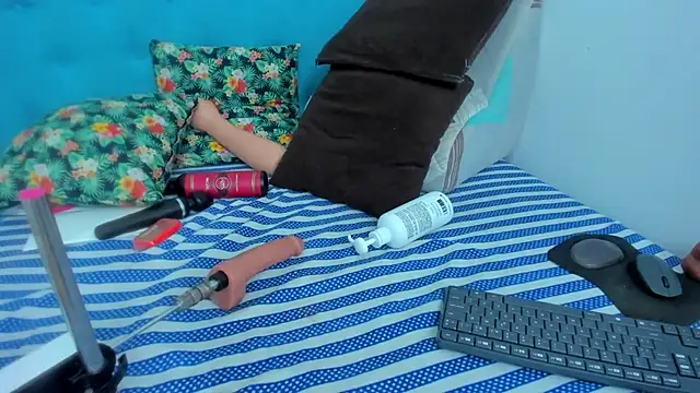 neferet_opal 现场XXX聊天