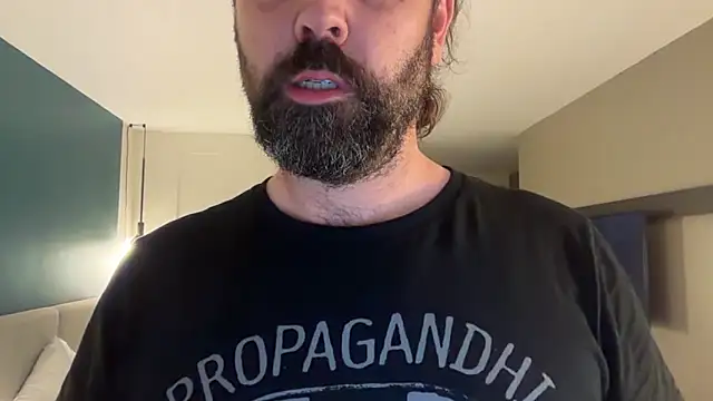 عرض كام rogerevenmore