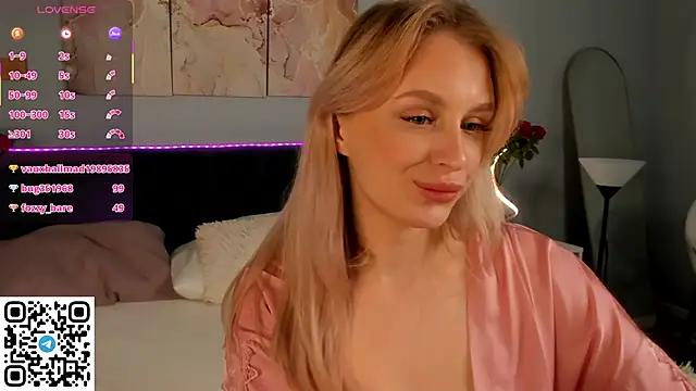 KiraRuiz Chat XXX live