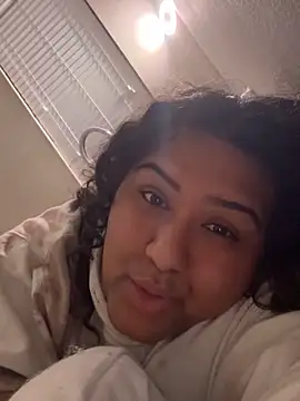 Angeliccreamyrican 现场XXX聊天