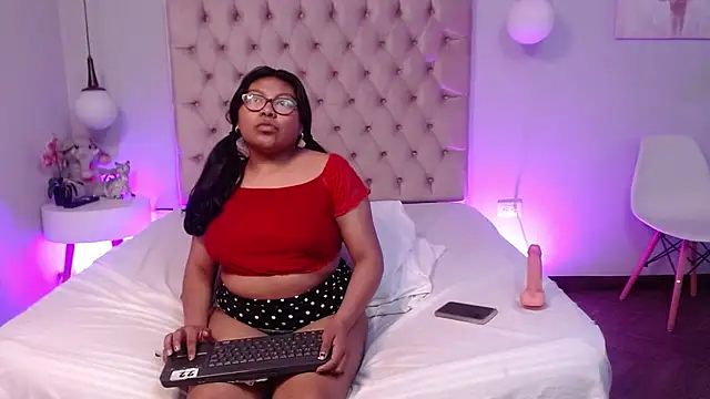 Kiri_Black_'s Live XXX Chat