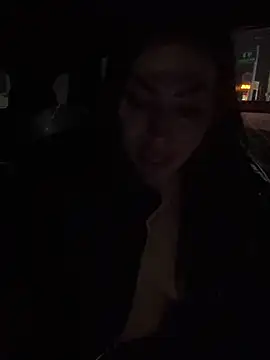 annablisss: διαδικτυακό σόου στην κάμερα