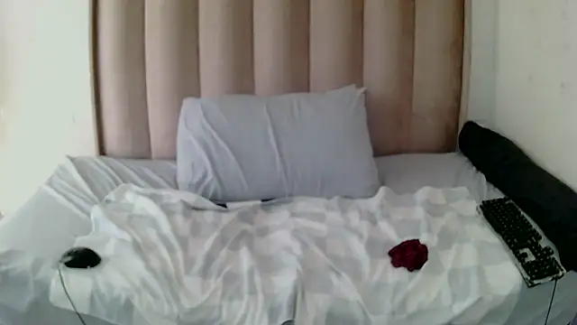 Онлайн чат XXX CuteHoney92