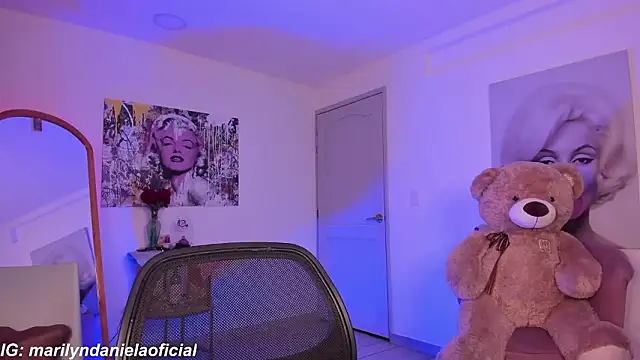 Show de Marily_Daniela_ na webcam