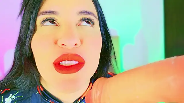 CharlootteEvans Chat XXX in diretta