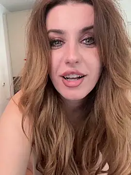 Chat +18 de RoxxyDallas ao vivo